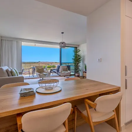 Apartment Cond Bayline Lux Beach&spa - Atum - By Bedzy *