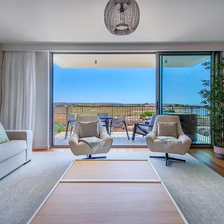 Apartment Cond Bayline Lux Beach&spa - Atum - By Bedzy Armacao de Pera