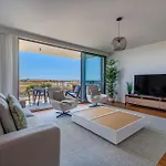 Cond Bayline Lux Beach&spa - Atum - By Bedzy アパート
